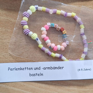 Perlenketten und -armbänder basteln